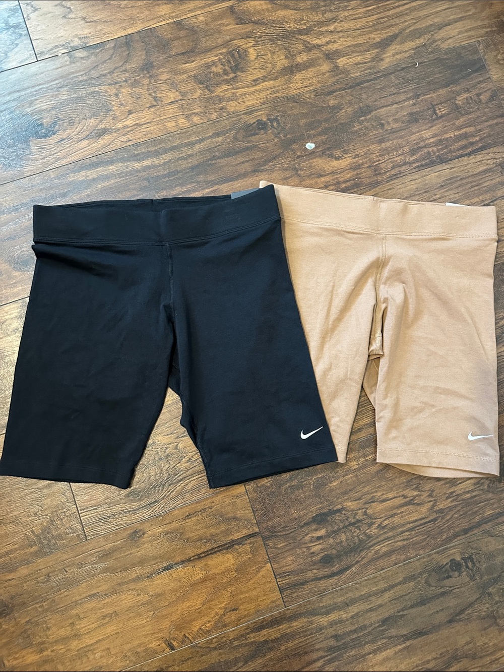Nike Women’s Tight Fit Bike Shorts
